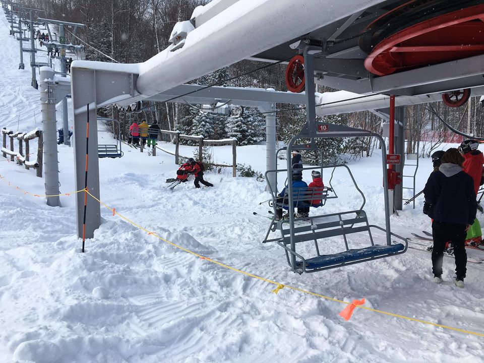 Sommet Morin Heights - Du ski de backside de la montagne