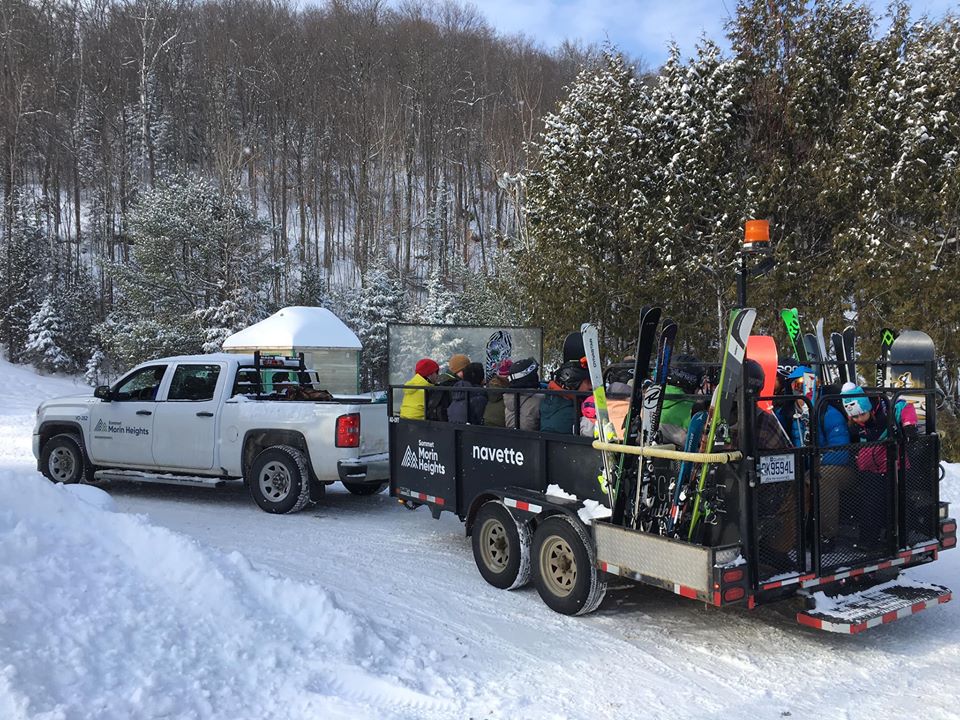 Sommet Morin Heights - Du ski de backside de la montagne
