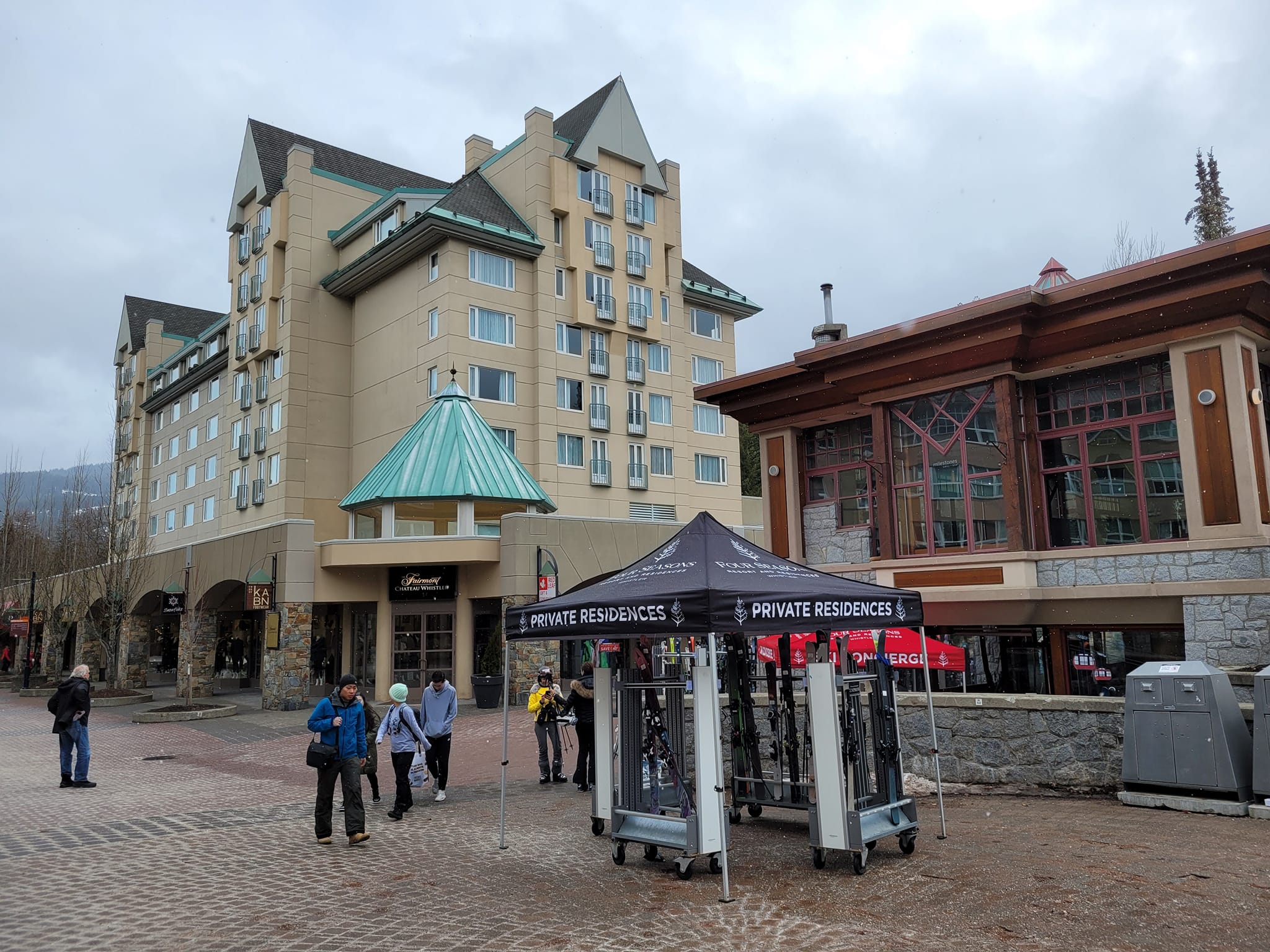 Jour 5 - Whistler Blackcomb - Une journée de repos et on visite le village