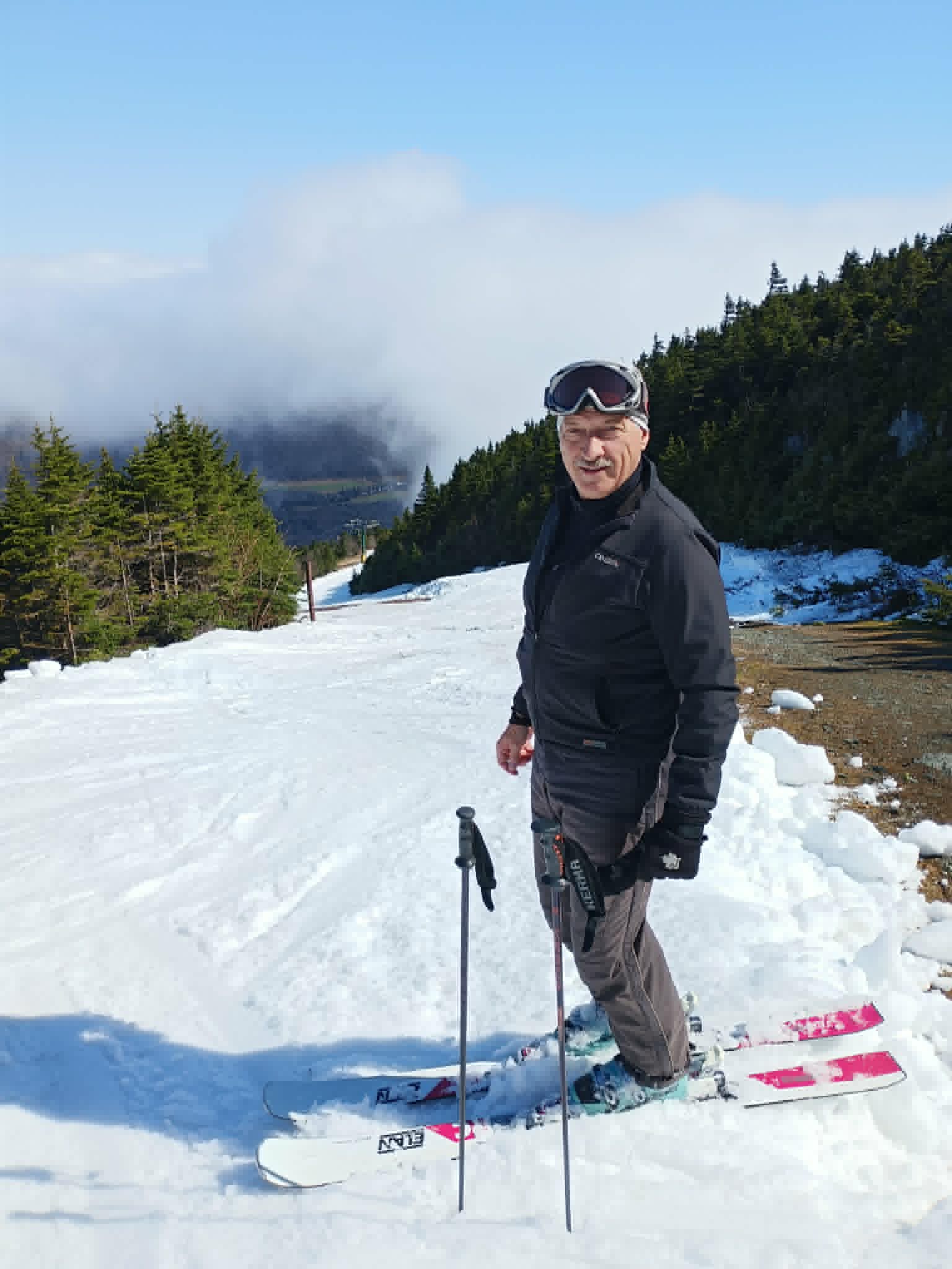 Jay Peak - Nous  profitons de chaque virage sous ce ciel bleu éclatant.