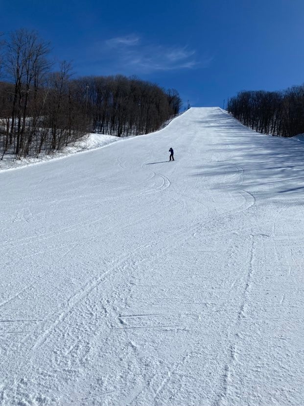 Centre de ski Le Relais - On fait de beaux virages, ça mord partout !
