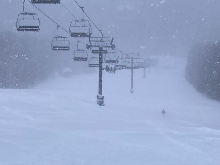 Station touristique Massif du Sud - Powder Day au Massif.