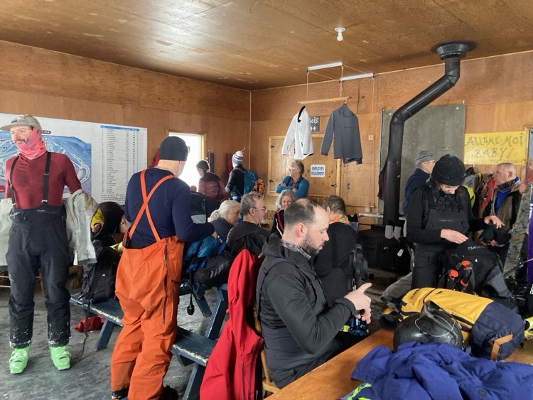 Massif du Sud - Des descentes exceptionnelles dans la neige vierge Massif du Sud - Des descentes exceptionnelles dans la neige vierge