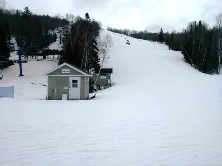Mont Blanc -  Les employés de l'entretien des pistes travaillent sans relâche