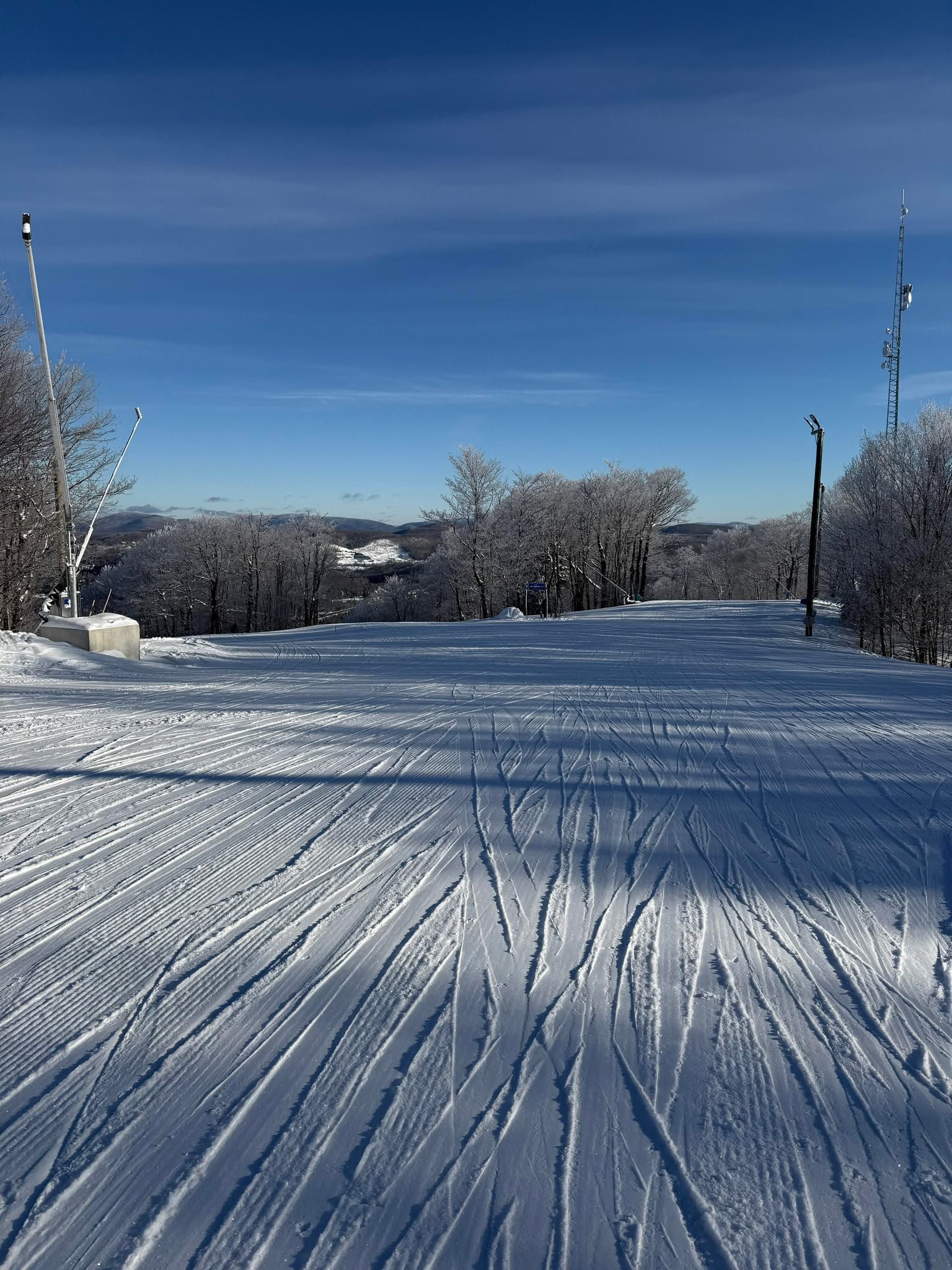 Mont Blanc - Les pistes fraîchement damées n’attendaient que nos skis