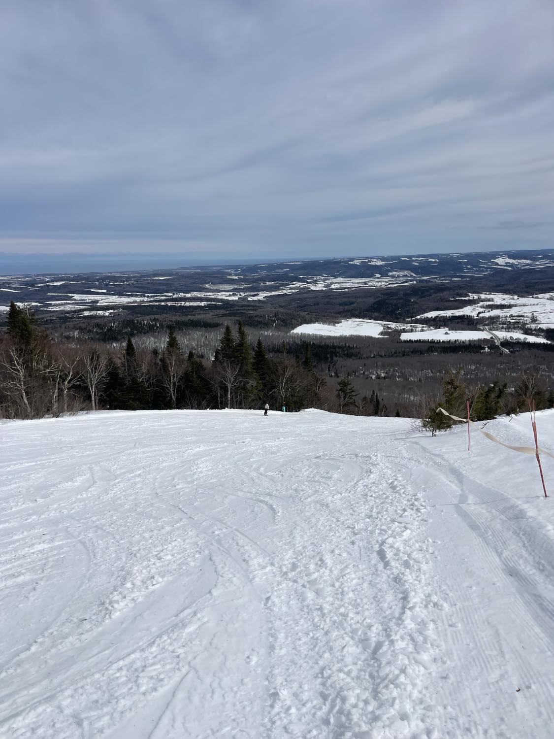 Parc du Mont Comi -  Probablement en opération jusqu'au 26 avril