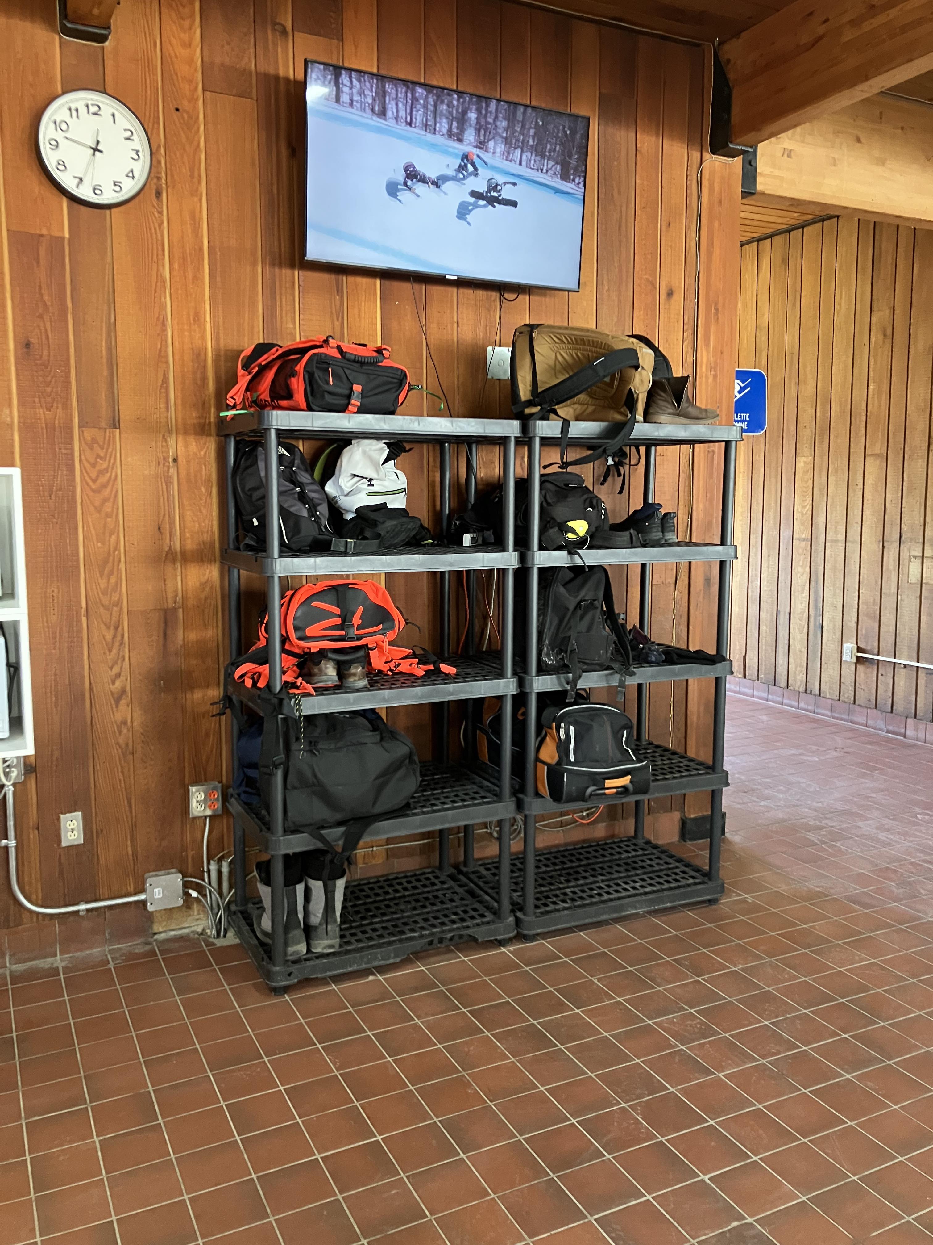 Mont Sainte-Anne -  Pistes merveilleusement travaillés et Soleil présent