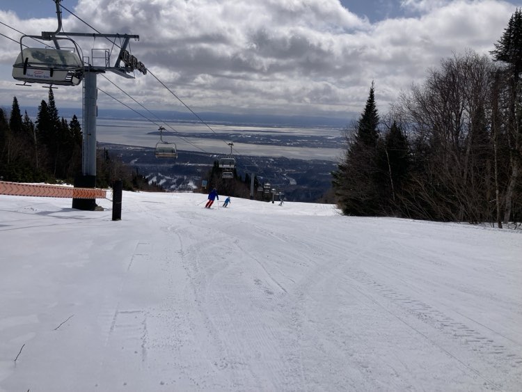 Mont Sainte-Anne - Des conditions de ski agréables