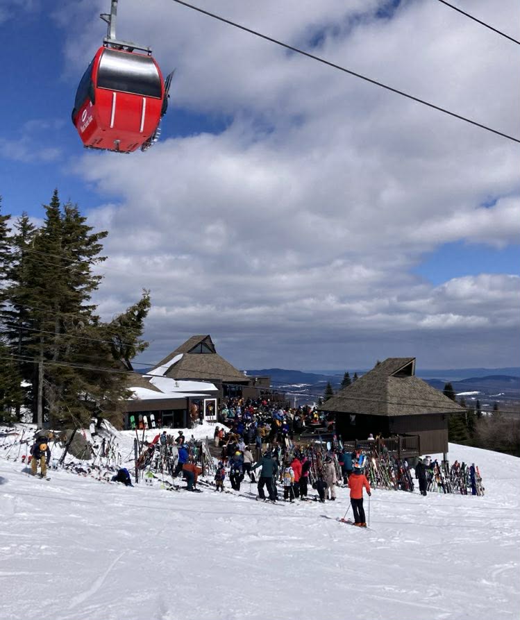Mont Sainte-Anne - Encore une très bonne couverture de neige