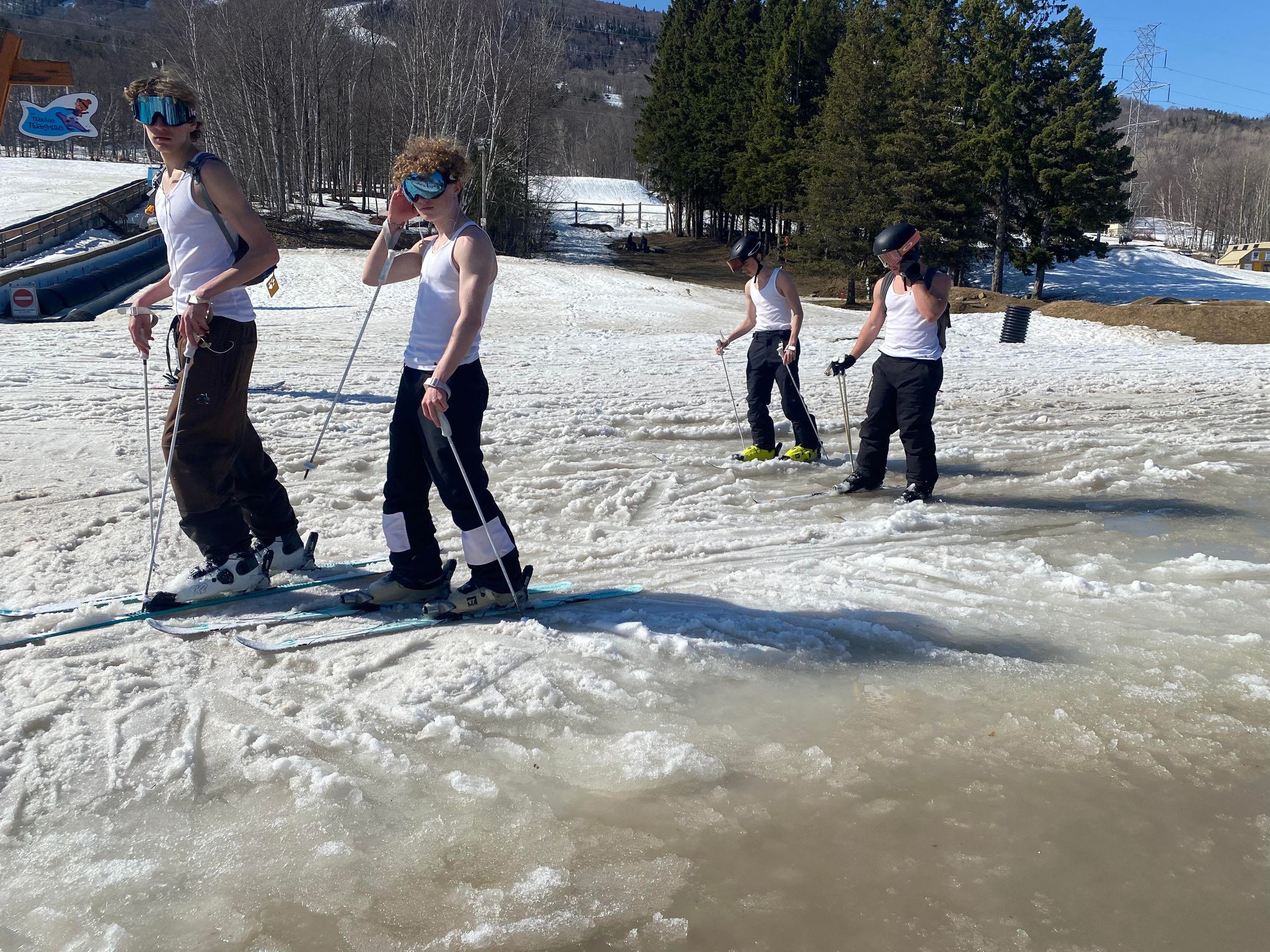 Mont-Sainte-Anne - On profite du printemps ensoleillé