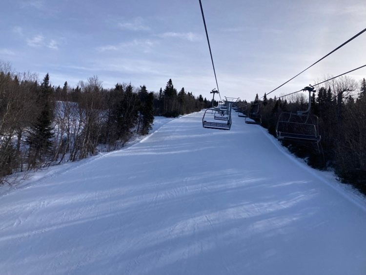 Mont Sainte-Anne - Belle expérience ski et grande variété de pistes