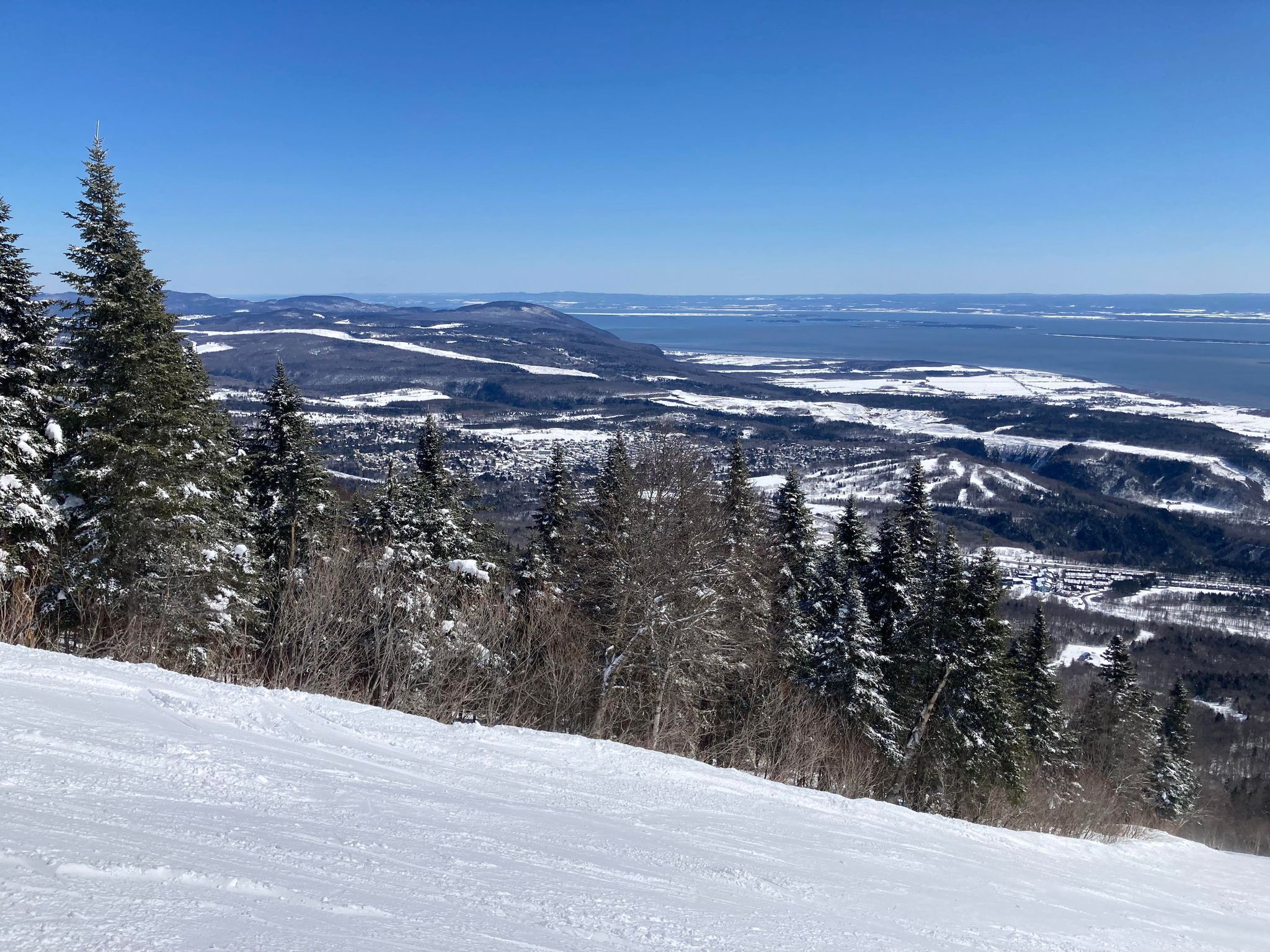 Mont-Sainte-Anne -  Une autre belle journée sur de belles pistes damées