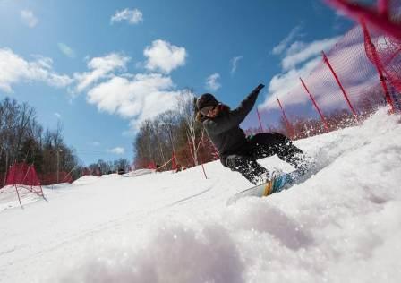 SOMMET SAINT-SAUVEUR - SLUSH CUP - SAMEDI 15 AVRIL SOMMET SAINT-SAUVEUR - SLUSH CUP - SAMEDI 15 AVRIL