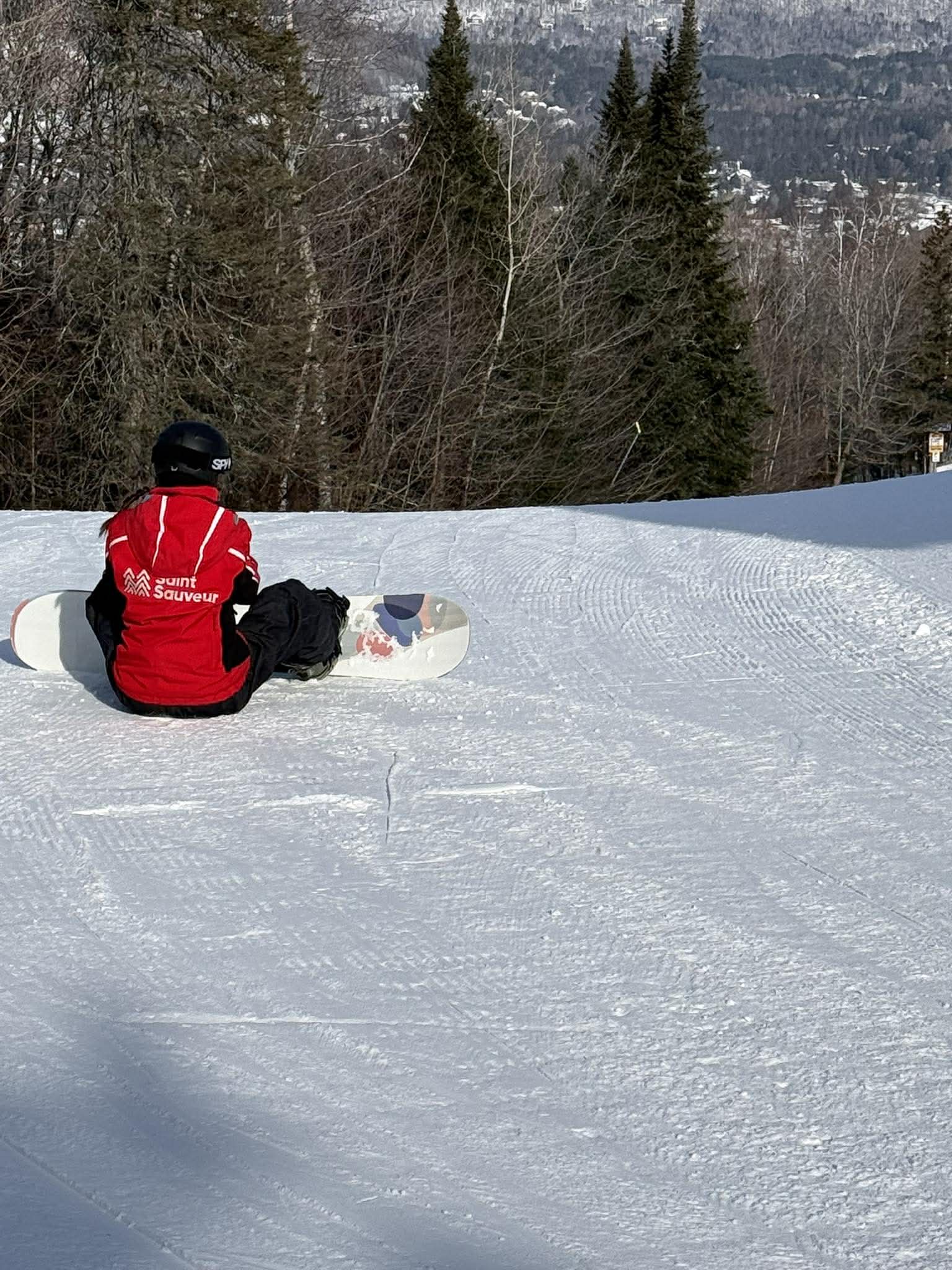 Sommet Sainte-Sauveur - On enchaîne les descentes avec plaisir. Sommet Sainte-Sauveur - On enchaîne les descentes avec plaisir.
