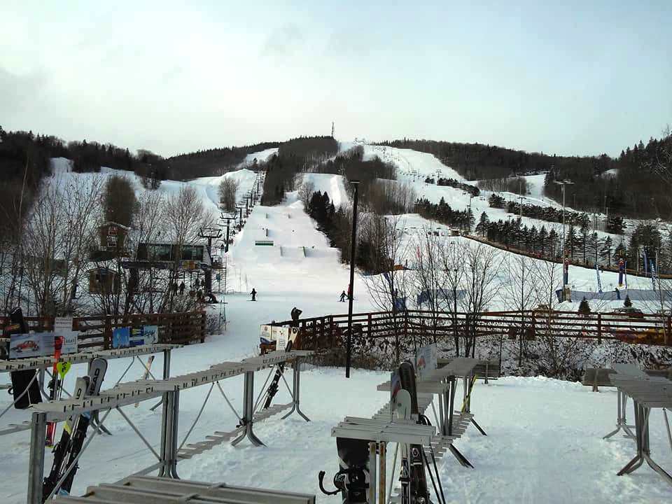Station Touristique Stoneham de belles conditions et des jeux pour les enfants
