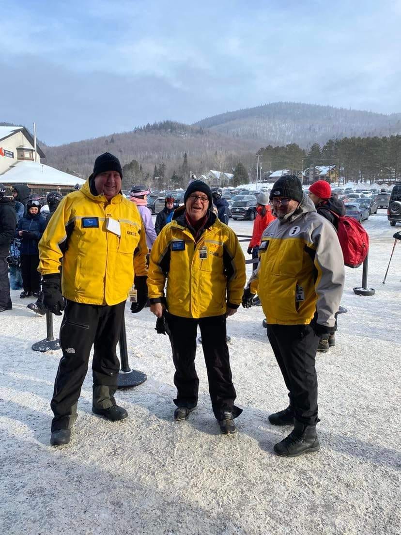 Station touristique Stoneham -  Journée ensoleillée et pistes damées