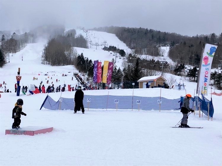 Station Touristique Stoneham -  l'ouverture graduelle avant la tempête