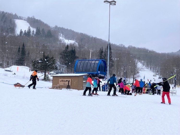 Station Touristique Stoneham -  l'ouverture graduelle avant la tempête