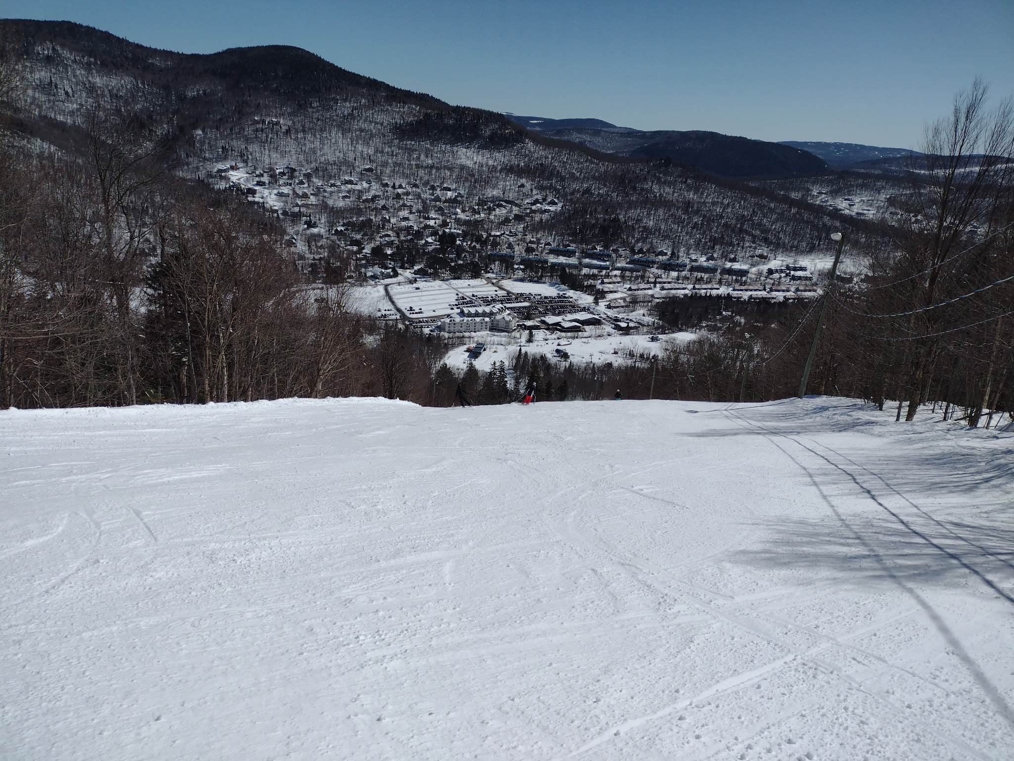 Station touristique Stoneham - Une neige granuleuse travaillée