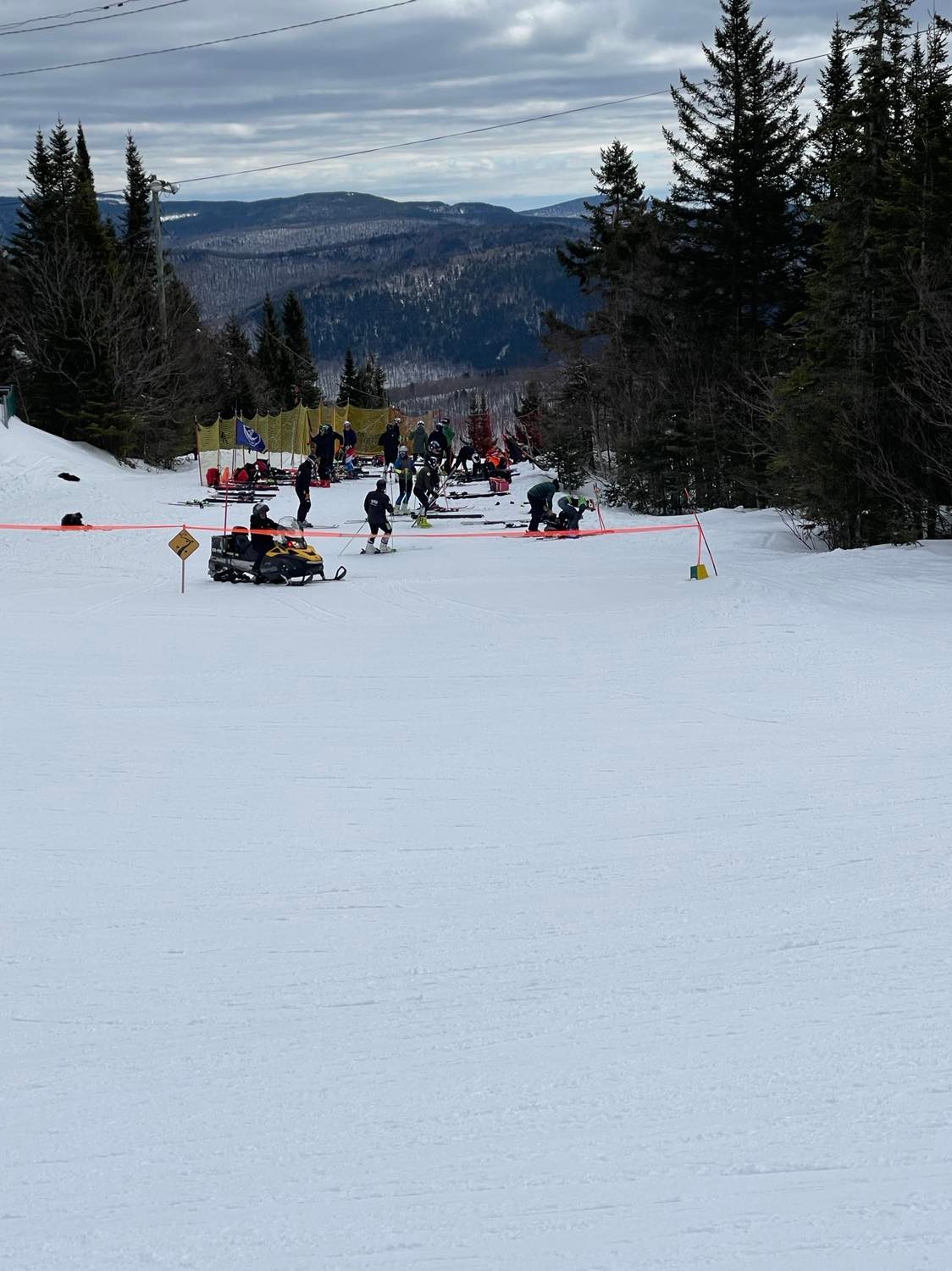 Station Stoneham - Belle journée de glisse et beau printemps.