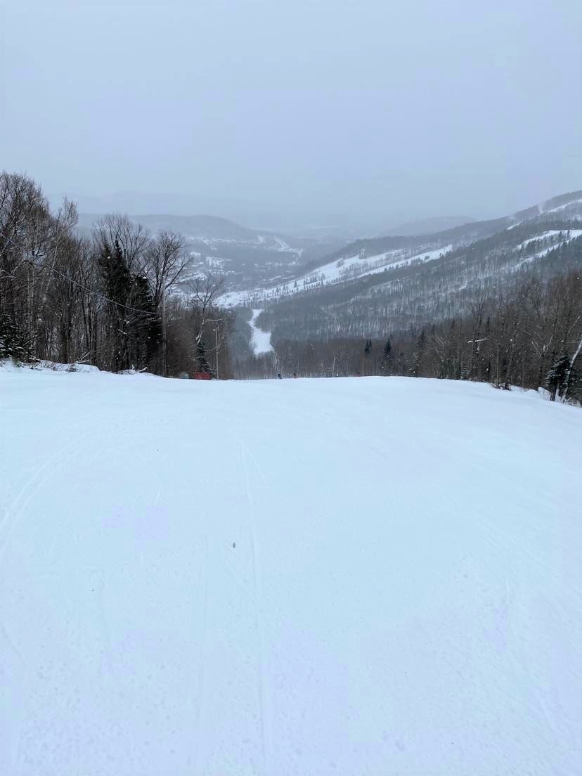 Station touristique Stoneham - Belle entretien dans la majorité des pistes