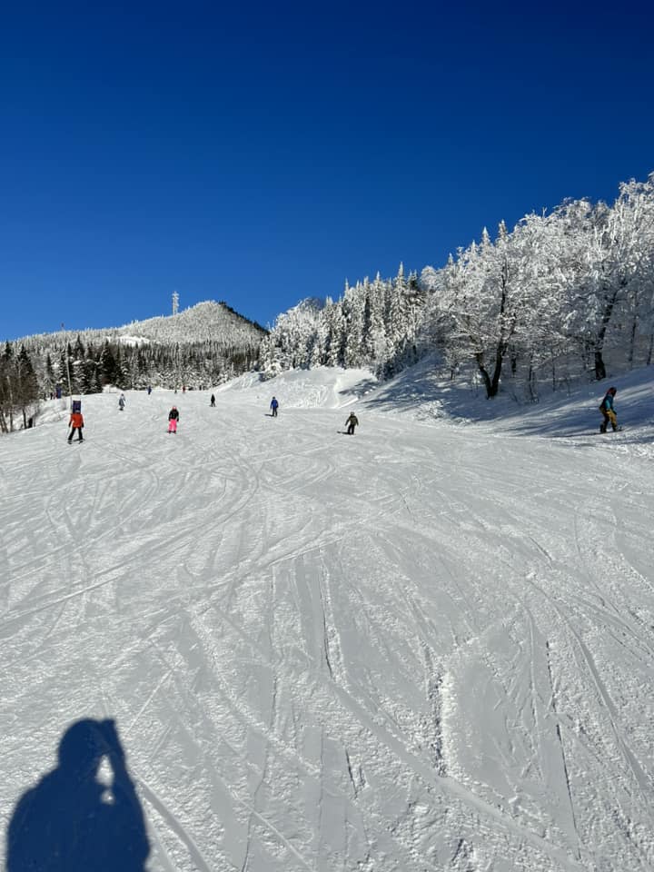 Mont Tremblant - Les skis fredonne sur les pentes